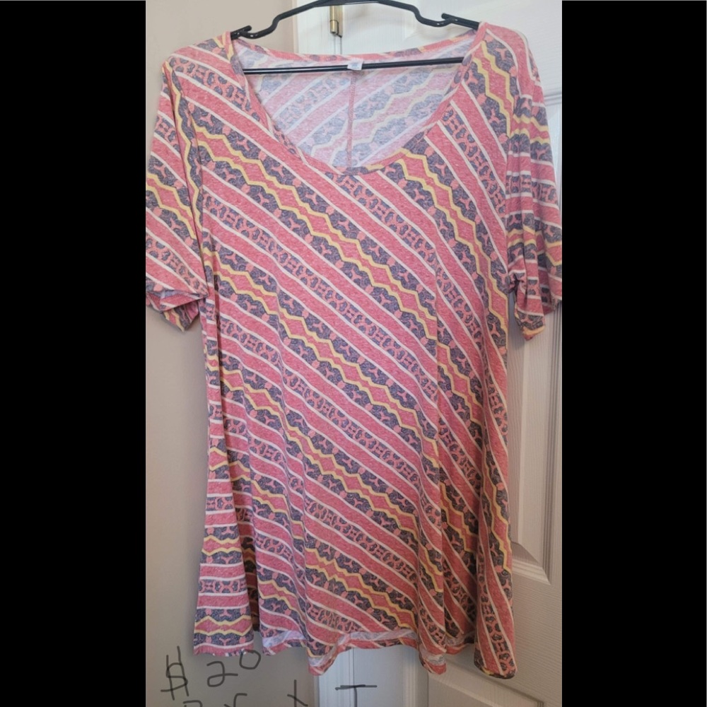 Lularoe Perfect T